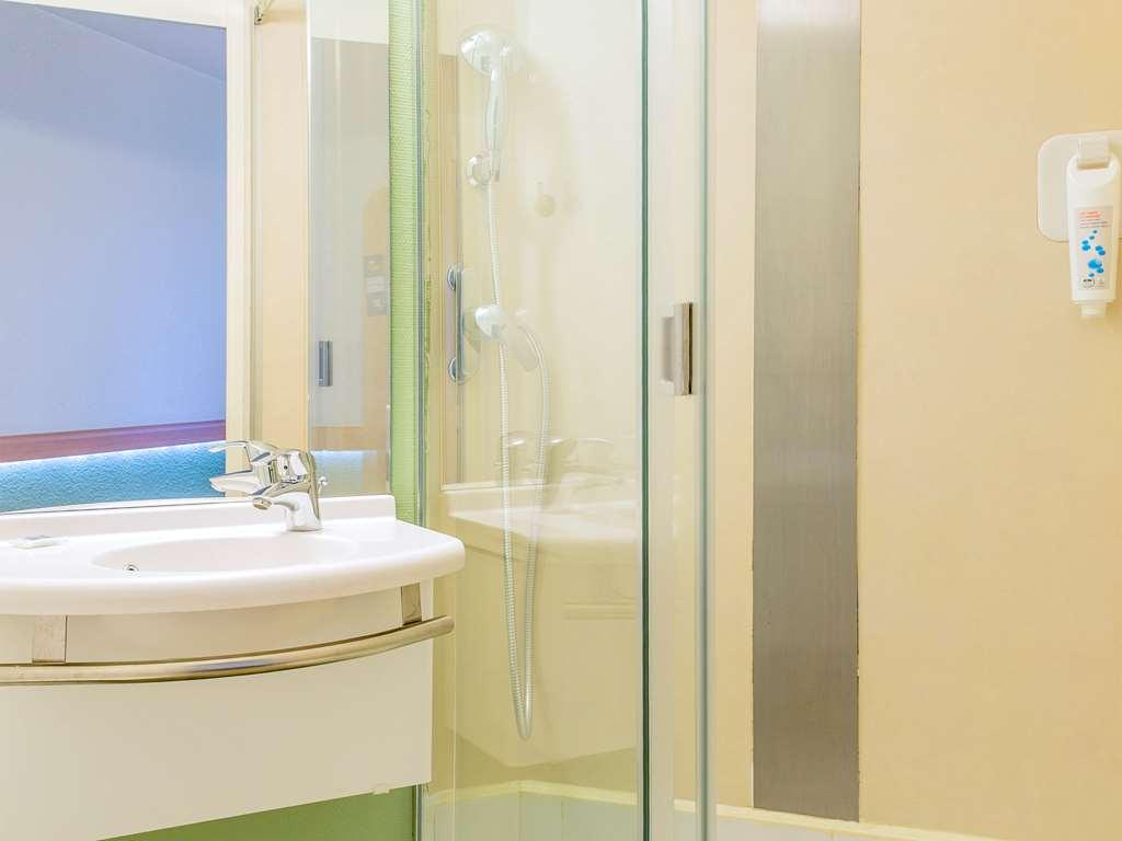 Ibis Budget Nantes Nord Saint Herblain Room photo