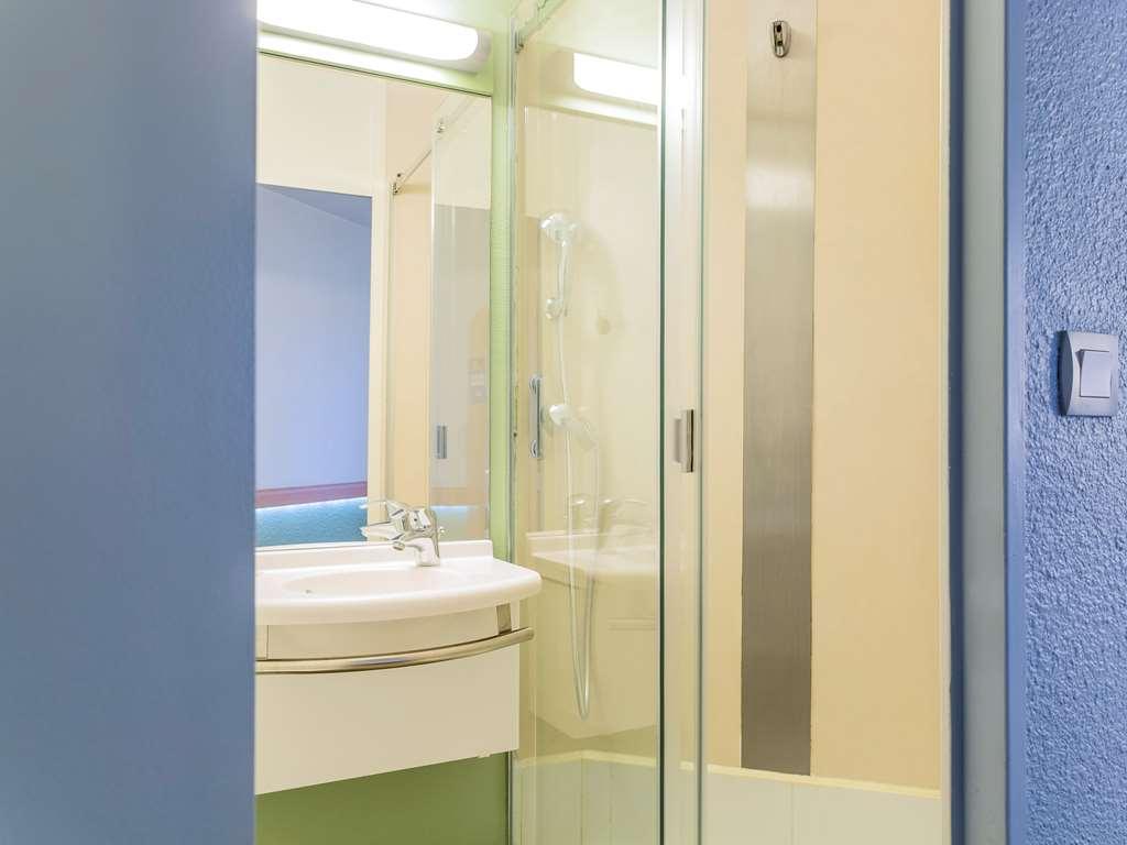 Ibis Budget Nantes Nord Saint Herblain Room photo
